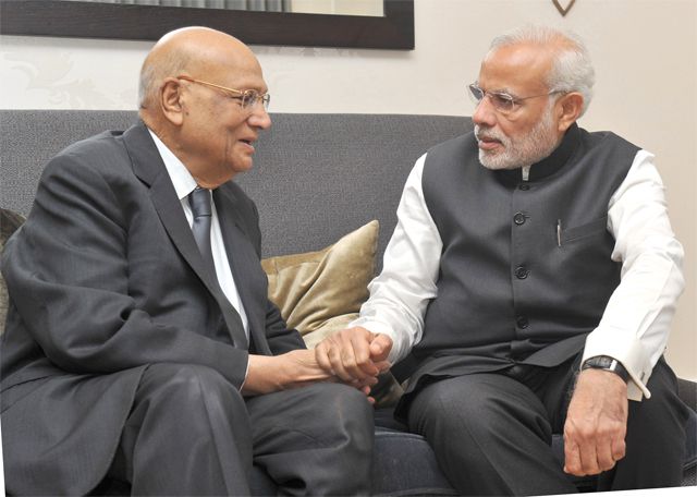 Lord Swraj Paul meets PM Narendra Modi, extends support for 'Make in India'